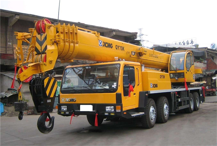 龙港市吊车出租选择重点