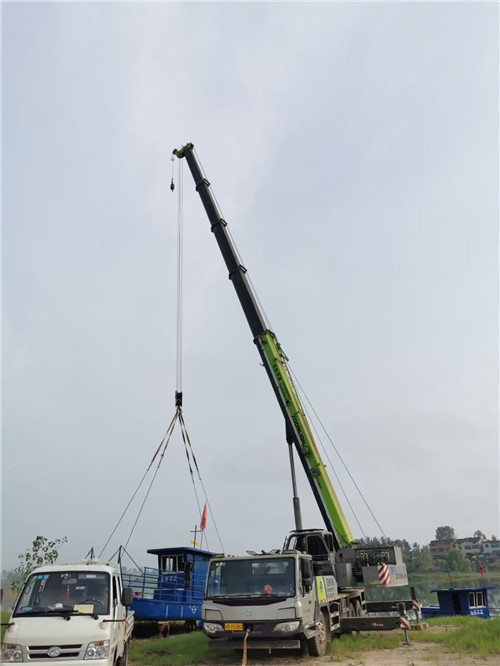 龙港市桥梁建设吊装案例